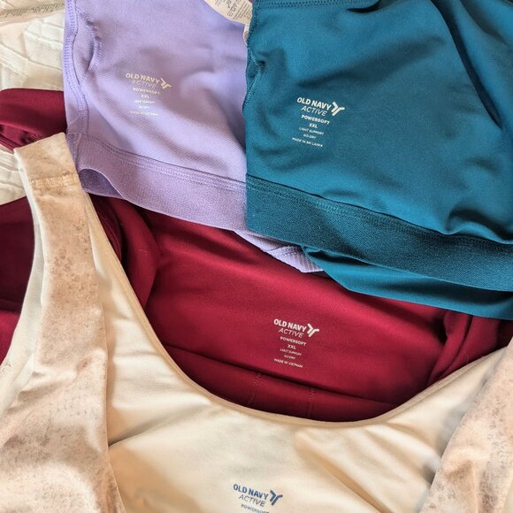 Crop Tops - Picture 3 of 3